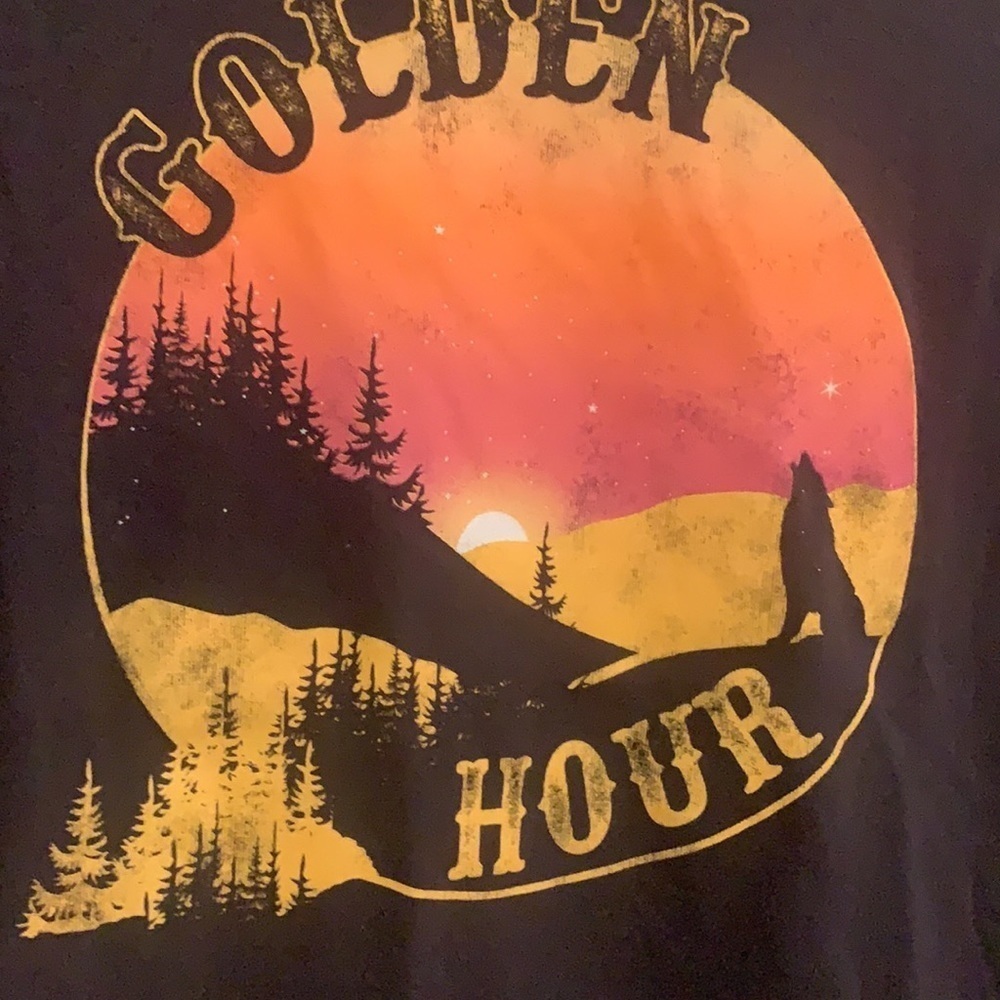 Fifth Sun Graphic T shirt - Picture 2 of 5